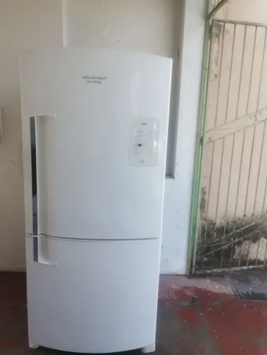Geladeira Inverter Grande