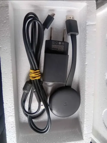 Chromecast Full HD (1080p) (Terceira Geração) (Espelhamento Smart TV)