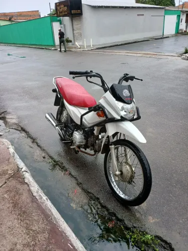 Vendo pop 110 ano 2023 precisando de alguns rebaparos ela esta funcionando normal