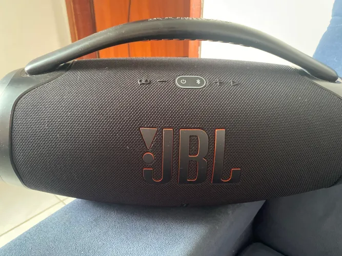 JBL boombox 3