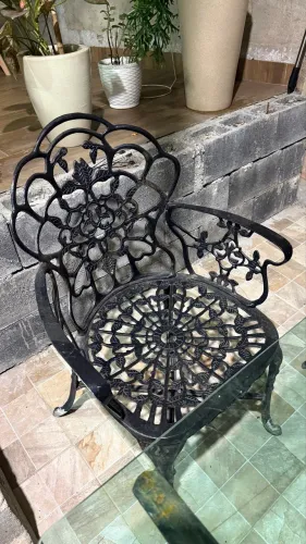 Mesa de ferro ótimo estado