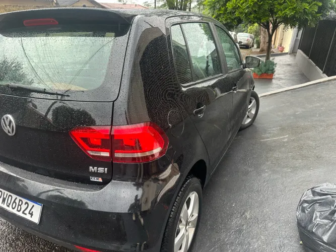 Volkswagen Fox Rock IN RIO 1.6 MI Total Flex 8V 5P 2016