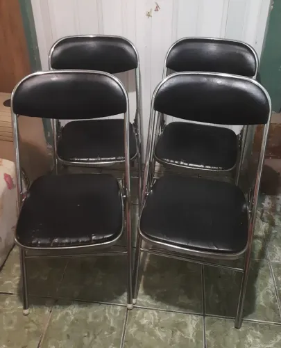 4 CADEIRAS DOBRÁVEL
