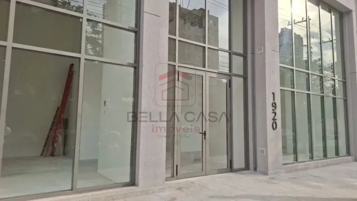 Loja Comercia nova,l com 173nm2 na Vila Ema, pé direito alto