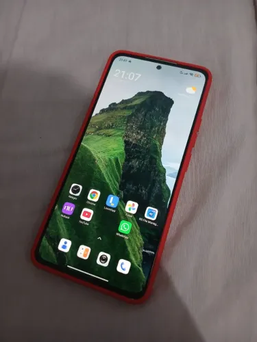 Xiaomi Redmi Note 13 8GB 128GB Semi Novo pra vender rápido