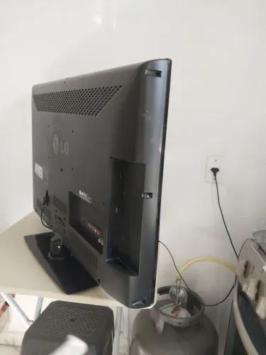 TV LG 32 POLEGADAS POR 445 REAIS
