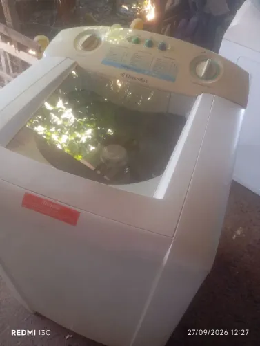Vendo está máquina electrolux 9kg em perfeito funcionamento