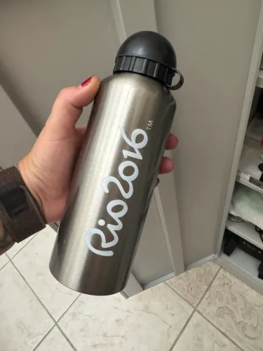 Garrafa de água 2016