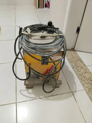 Máquina de solda