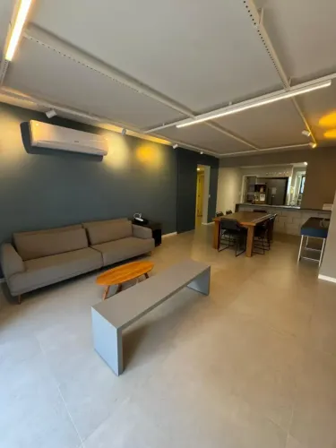 Apartamento para aluguel possui 170 metros quadrados com 4 quartos em Ponta Verde - Maceió