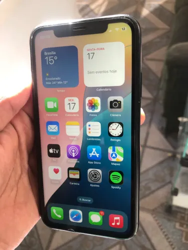 iPhone XR todo original