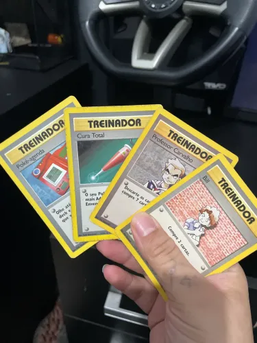 Cartas Treinador Pokémon Base Set Wizards 1999 - Lote com 25