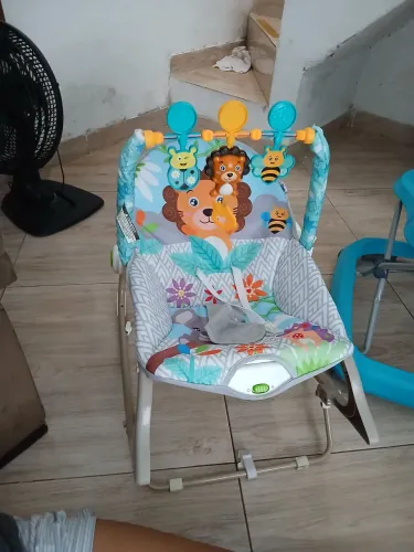 Cadeira de balanço para bebê