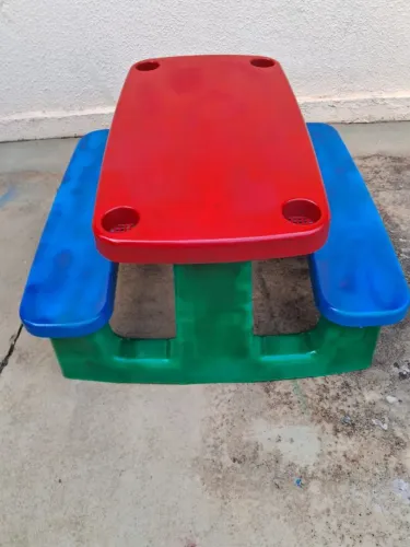 Por. 150. - Mesinha infantil