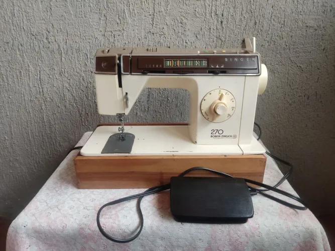 adquira sua máquina de costura e começar a criar seus próprios designs únicos!