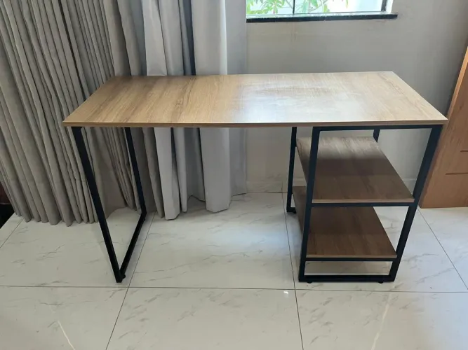 Mesa Home official estilo industrial em MDF