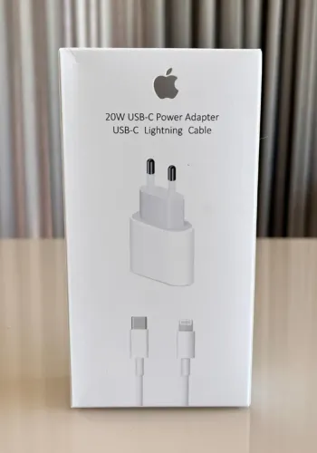 Kit Carregador iPhone Turbo Tipo-C 20W + Cabo Lightning Carga Rápida (NOVO)
