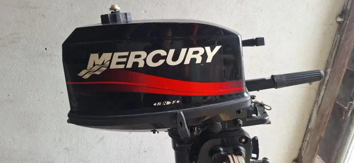 Motor Mercury 5 HP 2T Rabeta Longa