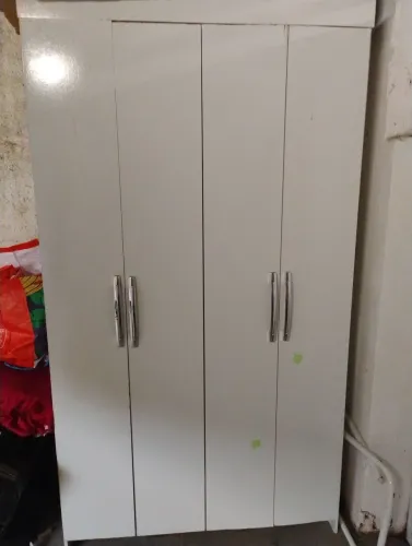 Guarda roupas infantil 4 oortas
