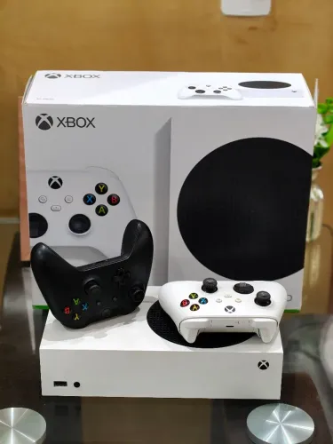 XBOX SERIES S 512GB 4K + 2 CONTROLES //ACEITO CARTÃO ATÉ 12X//