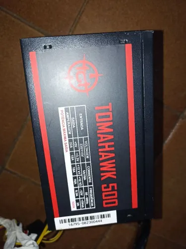 Fonte Tomahawk 500w *defeito