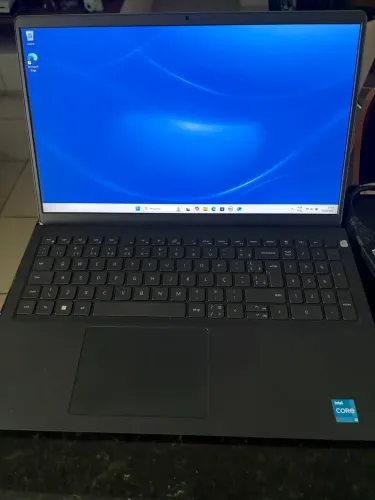 Notebook Dell Vostro 15 3510 - 8GB de RAM (Em perfeito estado)