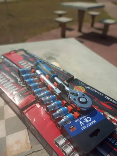 Kit Soquete Com Catraca Reversível E Extensão 12 Peças (Na Caixa)II
