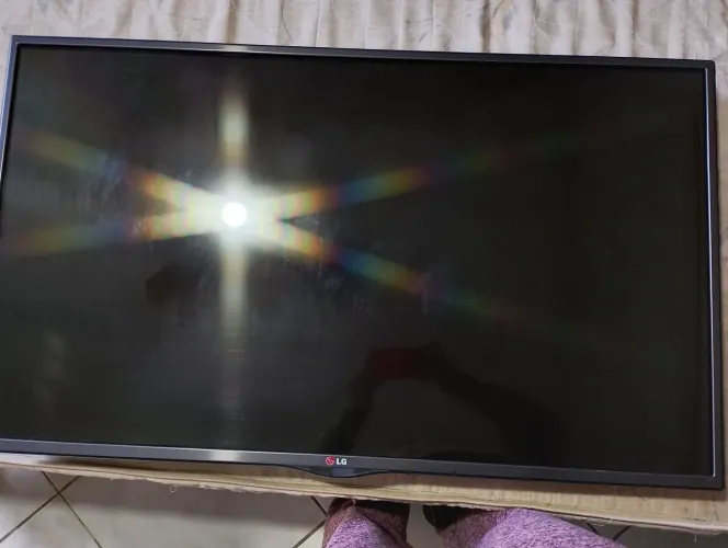 Tv LG 42LA6200 para aproveitar peças display quebrado 