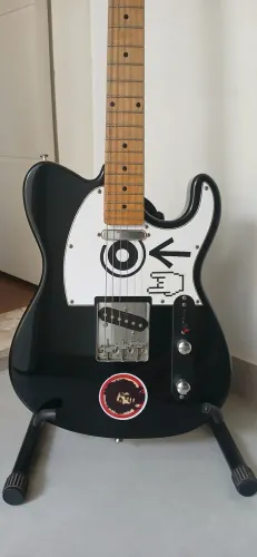 Guitarra Memphis MG52 + Amplificador Ibanez GTA10 - Ótimo Estado