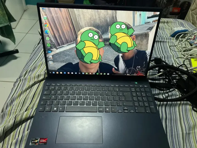 Vendo notebook novo vaio