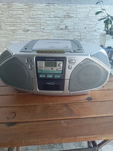 Rádio Boombox Aiwa Surround 