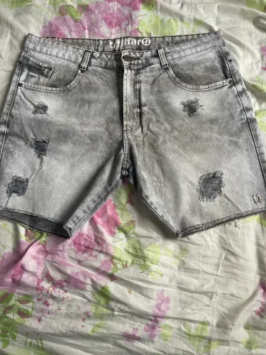 Bermudas Titular jeans com pouco uso original !!!