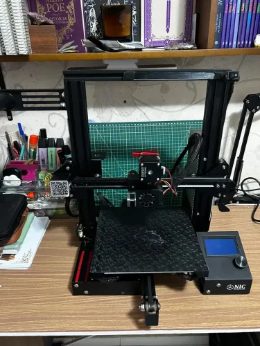 Impressora 3D Creality Ender 3 V2 modificada + filamentos e acessórios