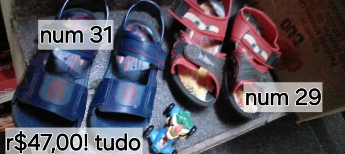 Kit infantil,sandálias num 29 e 31 heróis!barato