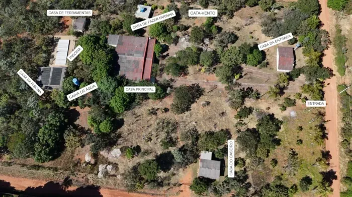 Chacará ponte alta norte, casa grande, 20 mil metros, 4 casas total, 2 hectáres