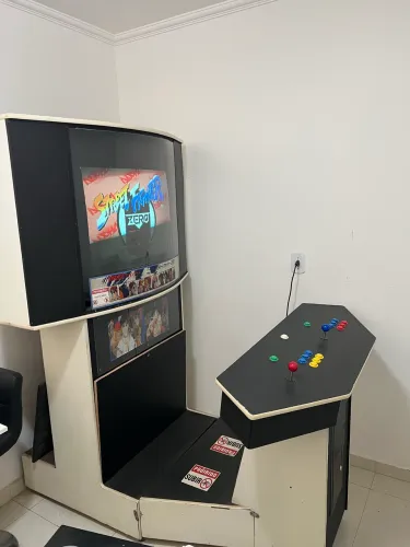 Fliperama Arcade Original Anos 90 - Street Fighter Zero 2 - Tela CRT 33?