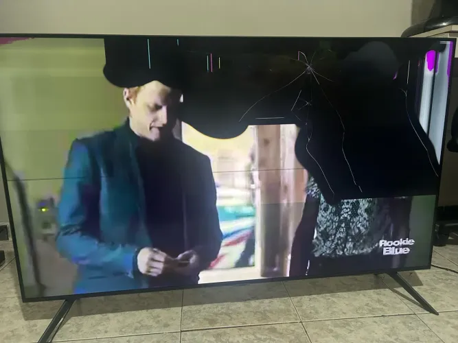 Televisão quebrada Samsung