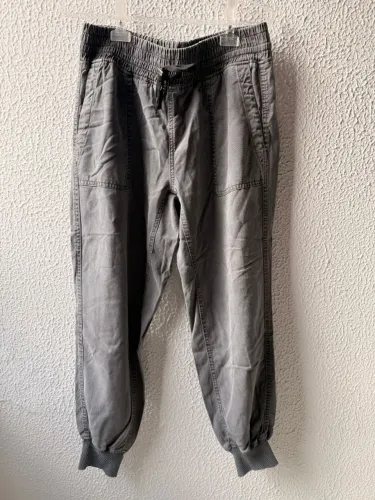 calça Zara, tamanho P, feminina
