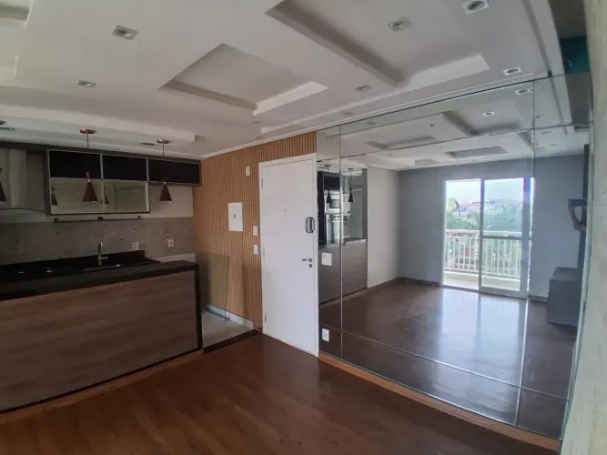 Apartamento com 2 dormitórios (1 suíte), varanda e lazer completo Pateo Dona Tecla