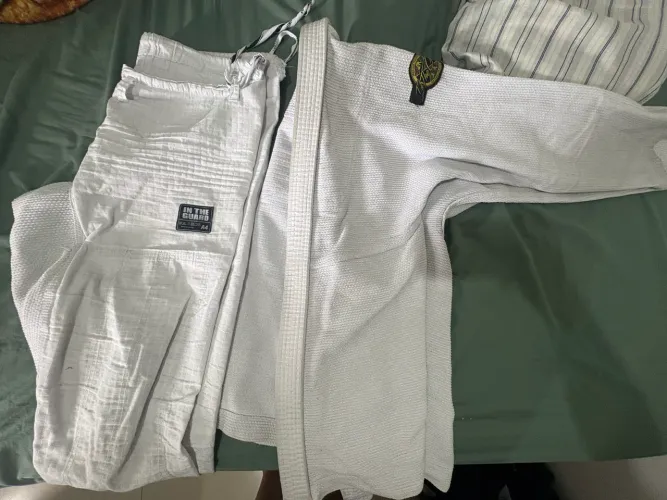 Kimono jiu jitsu in the guard