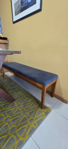 Banco estofado azul Tokstok para área externa