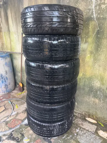 Pneus Aro 20 usados 