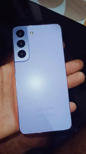 Samsung S22