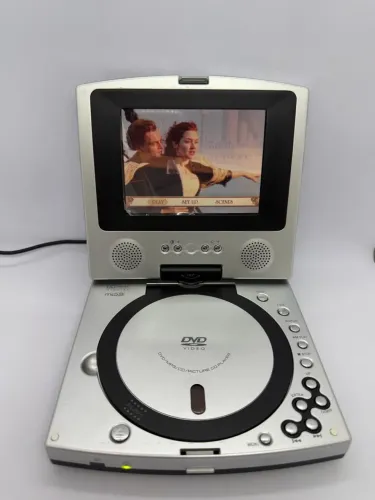 DVD Player Portátil Coby TF-DVD5000 com Tela LCD