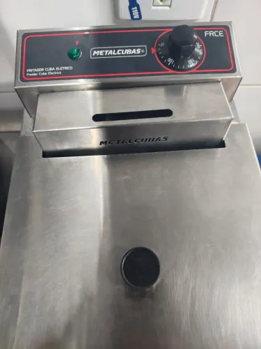 Equipamentos para restaurante/hambúrgueria. 