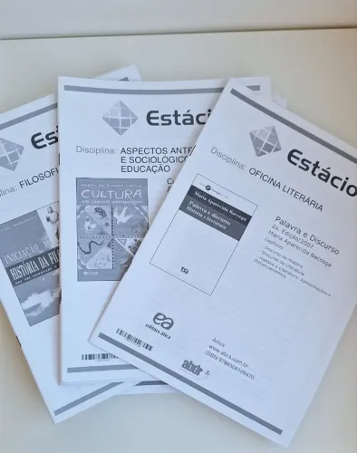 Apostilas Estácio disciplinas de Oficina Literária, Filosofia da Educação, entre outras