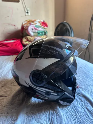 Capacete com Óculos Interno Fumê FW3 X Open UP Star