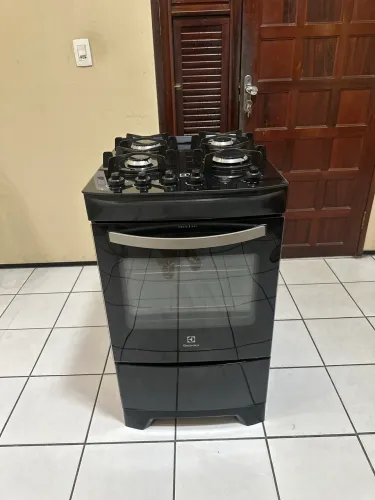 Fogão Electrolux estado de zero elétrico