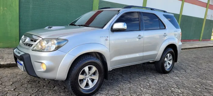 Toyota Hilux SW4 SRV D4-d 4X4 3.0 TDI Dies. AUT 2008