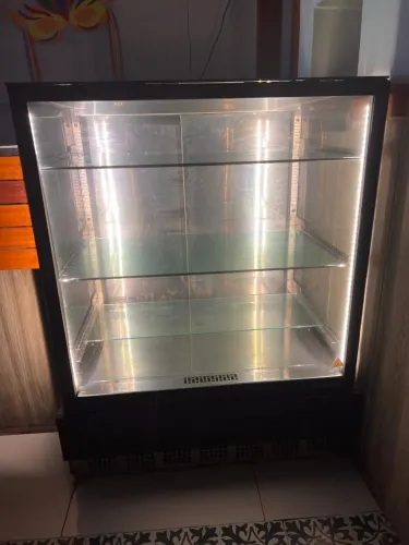 Vitrine Estufa quente Gelopar Conveniência 220v